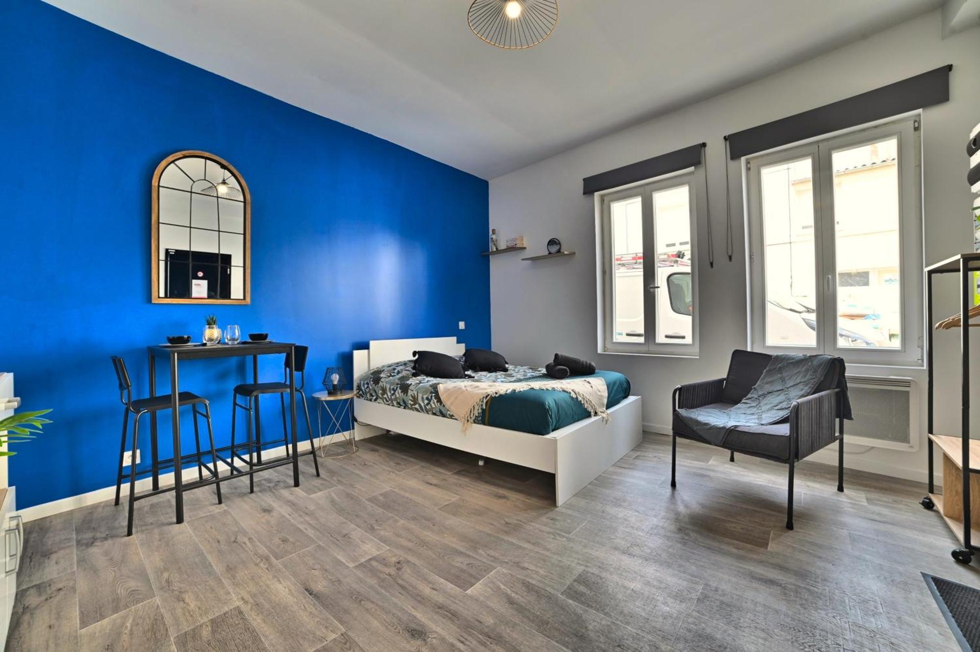 Paradis Bleu - Hypercentre, Tv 4k, Netflix, Fibre * Saintes